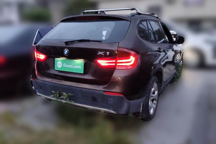 Used BMW X1 2010 sDrive18i Luxury Model Rear Right 45 Deg