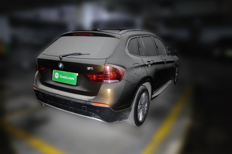 Used BMW X1 2010 sDrive18i Luxury Model Rear Right 45 Deg