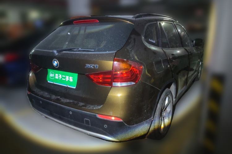 Used BMW X1 2010 sDrive18i Luxury Model Rear Right 45 Deg