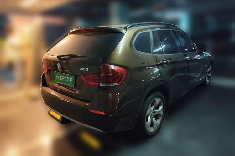 Used BMW X1 2010 sDrive18i Luxury Model Rear Right 45 Deg