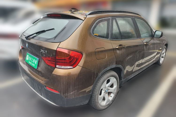 Used BMW X1 2010 sDrive18i Luxury Model Rear Right 45 Deg