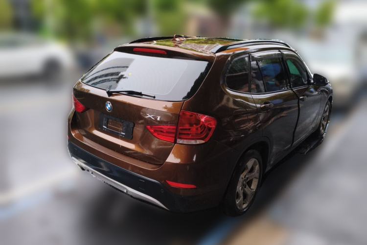 Used BMW X1 2010 sDrive18i Luxury Model Rear Right 45 Deg