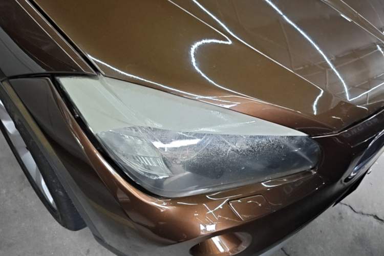Used BMW X1 2010 sDrive18i Luxury Model Right Front Headlight