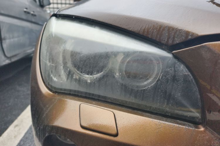 Used BMW X1 2010 sDrive18i Luxury Model Right Front Headlight