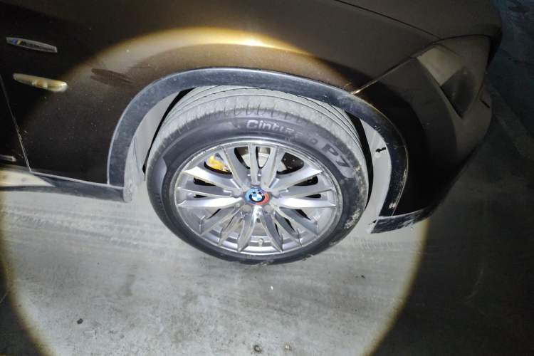 Used BMW X1 2010 sDrive18i Luxury Model Right Front Wheel Hub