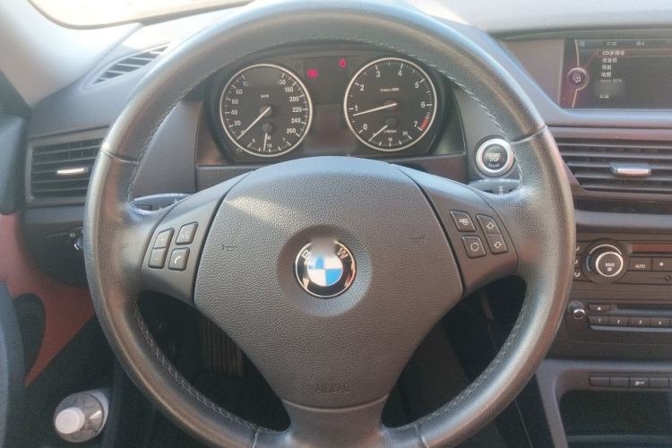 Used BMW X1 2010 sDrive18i Luxury Model Steering Wheel