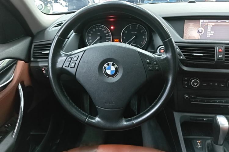 Used BMW X1 2010 sDrive18i Luxury Model Steering Wheel