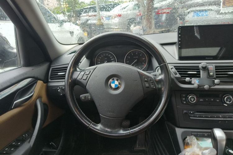 Used BMW X1 2010 xDrive25i Steering Wheel