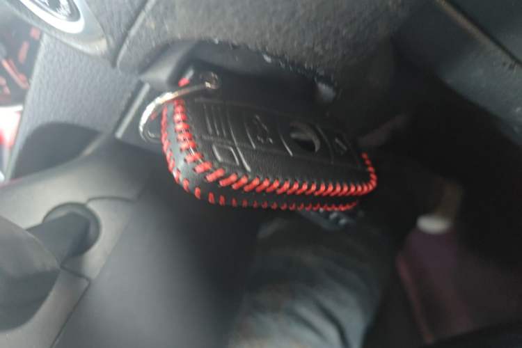 Used BMW X1 2010 xDrive25i Vehicle Key