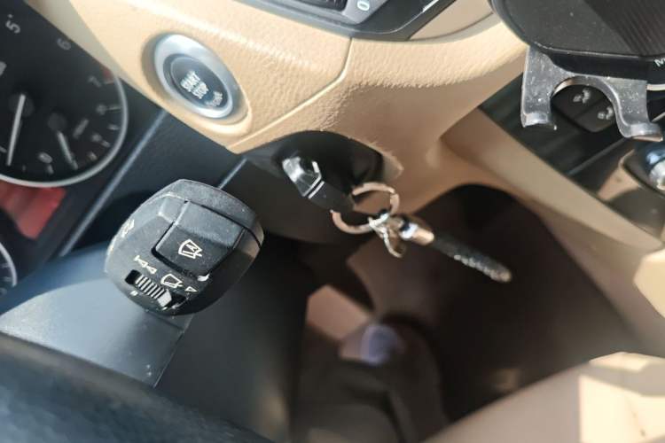 Used BMW X1 2010 sDrive18i Luxury Model Vehicle Key