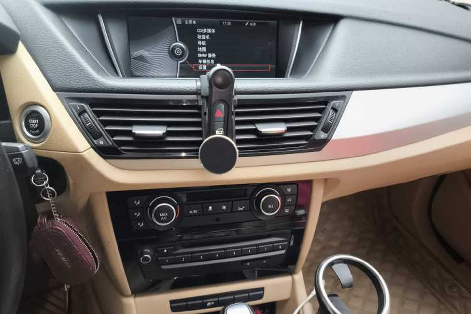 Used BMW X1 2010 sDrive18i Luxury Model Audio And AC Panel