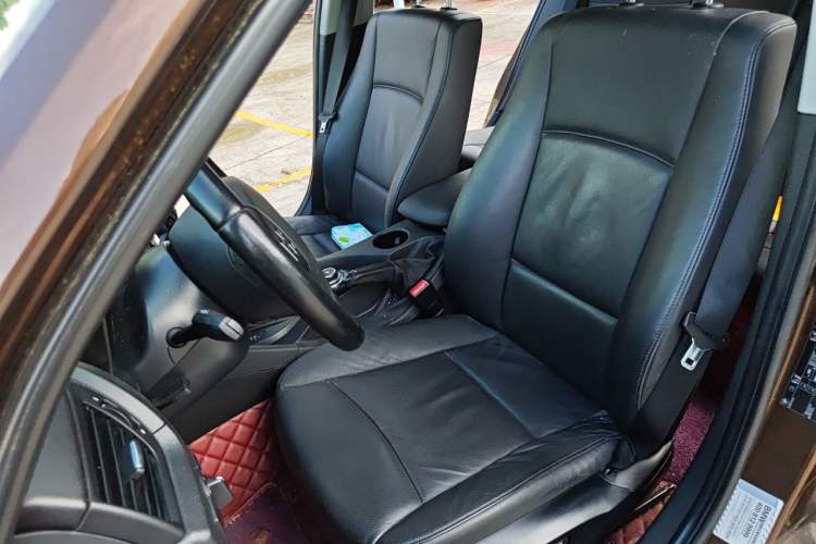 Used BMW X1 2010 sDrive18i Luxury Model Left Front Seat