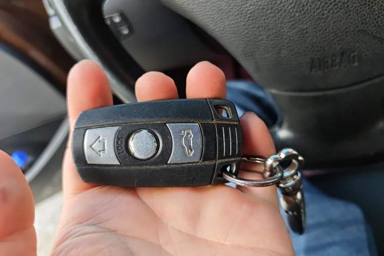 Used BMW X1 2010 sDrive18i Luxury Model Vehicle Key