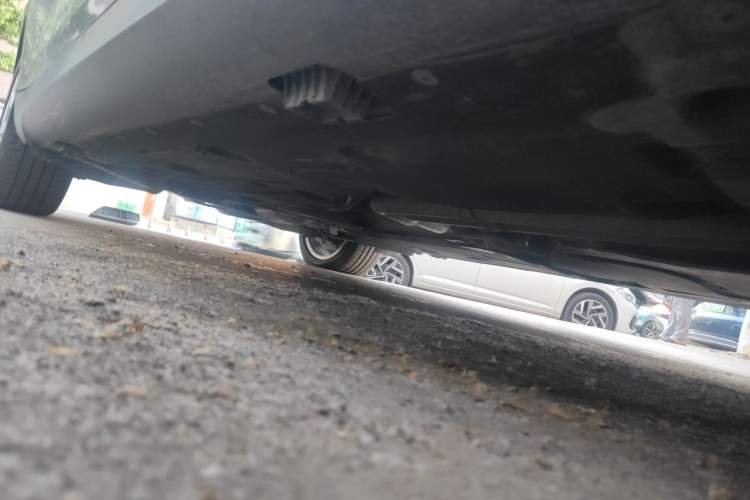 Used BMW X1 2010 xDrive25i Chassis Front Right