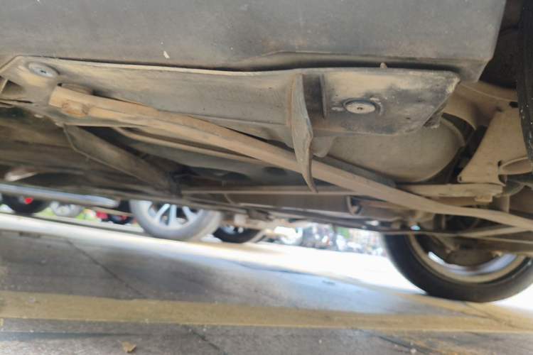 Used BMW X1 2010 sDrive18i Luxury Model Chassis Rear Left
