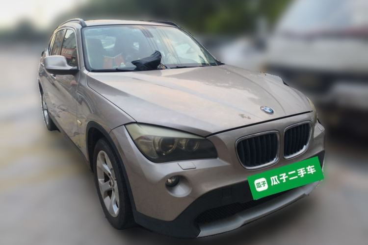 Used BMW X1 2010 sDrive18i Luxury Model Front Right 45 Deg