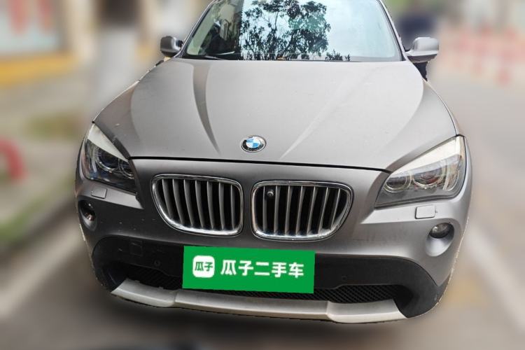 Used BMW X1 2010 xDrive28i Front
