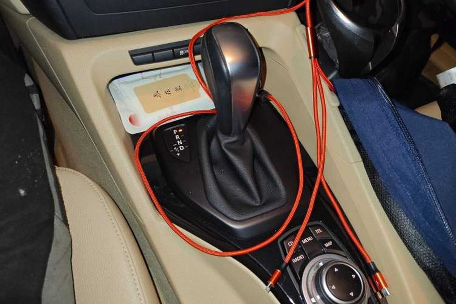 Used BMW X1 2010 sDrive18i Luxury Model Gear Lever
