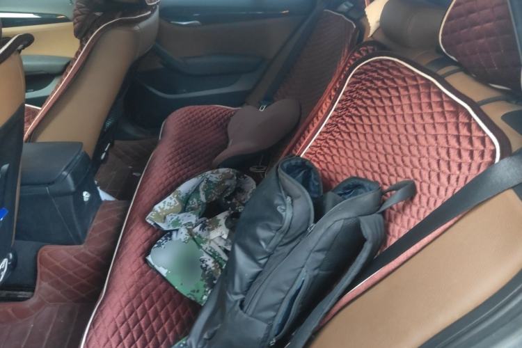 Used BMW X1 2010 xDrive25i Left Rear Seat