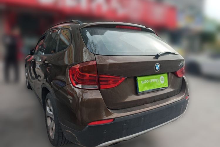 Used BMW X1 2010 sDrive18i Luxury Model Rear Left 45 Deg