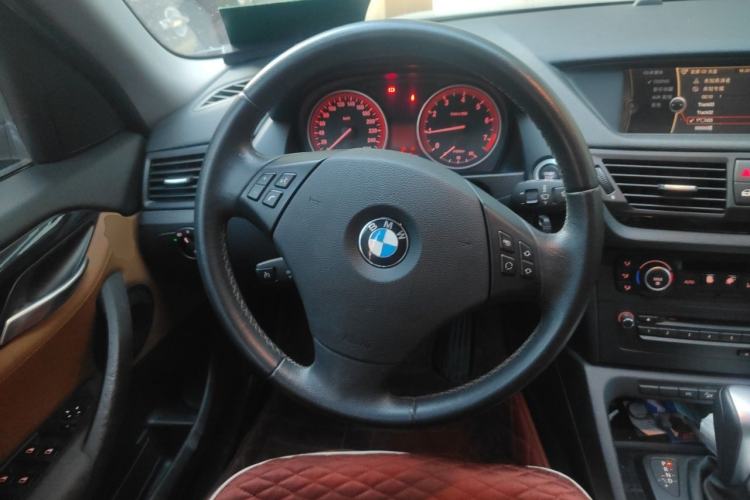 Used BMW X1 2010 xDrive25i Steering Wheel
