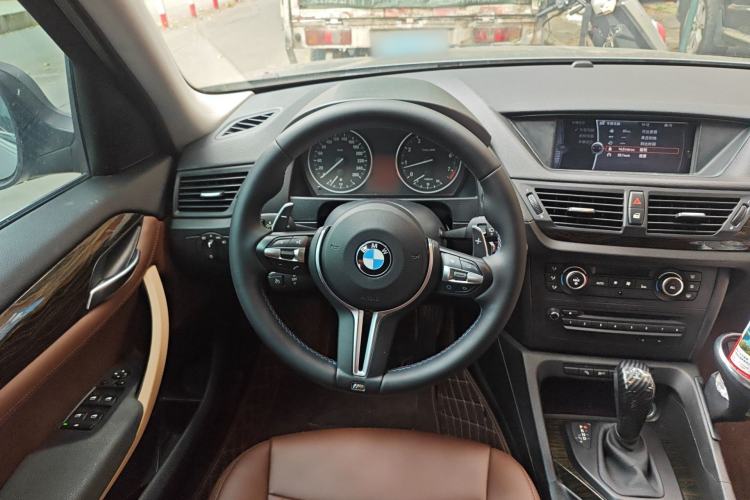 Used BMW X1 2010 xDrive28i Steering Wheel