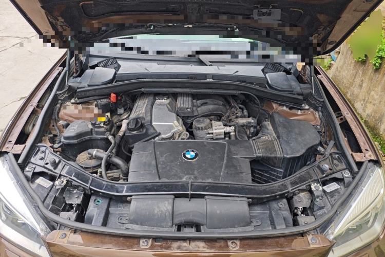 Used BMW X1 2010 sDrive18i Luxury Model Engine Bay