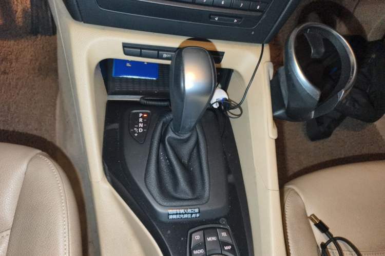 Used BMW X1 2010 xDrive25i Gear Lever