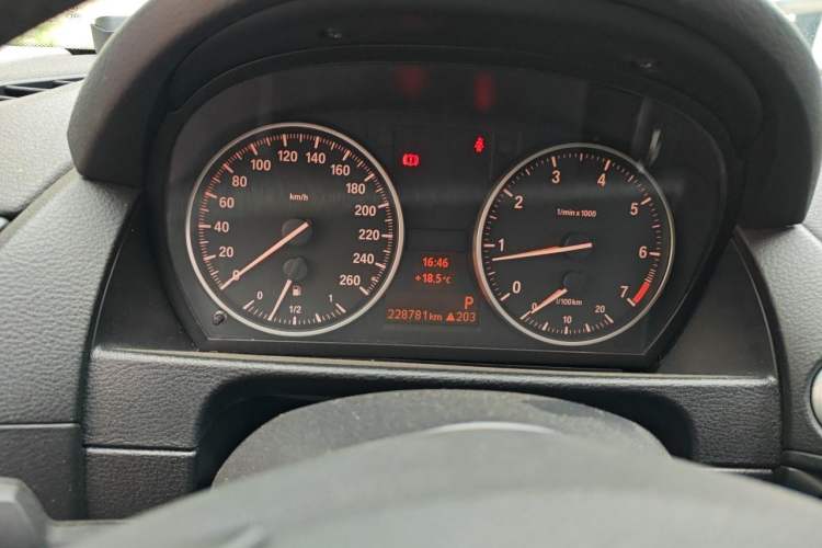 Used BMW X1 2010 sDrive18i Luxury Model Instrument Cluster