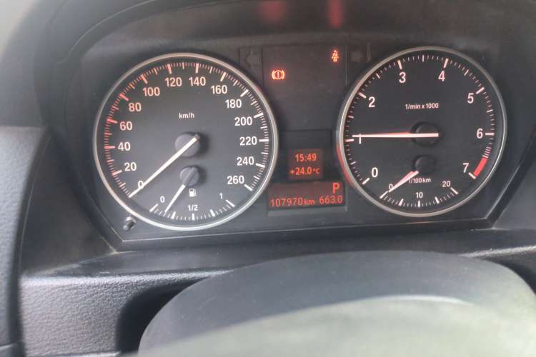 Used BMW X1 2010 sDrive18i Luxury Model Instrument Cluster