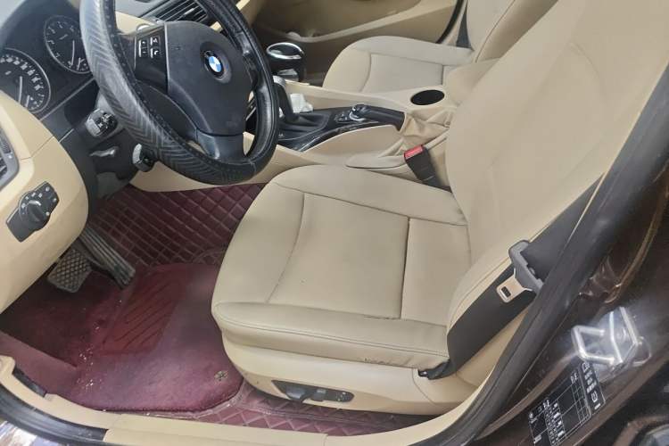 Used BMW X1 2010 sDrive18i Luxury Model Left Front Seat