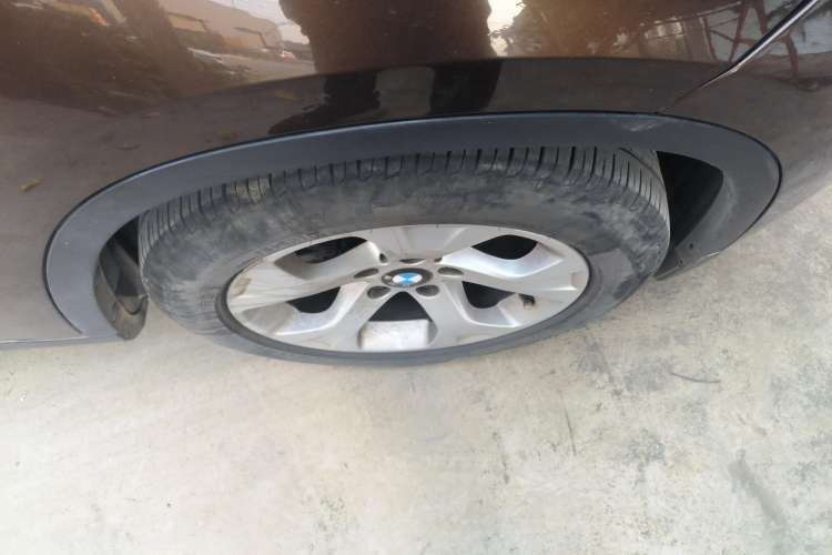 Used BMW X1 2010 sDrive18i Luxury Model Left Rear Wheel Hub
