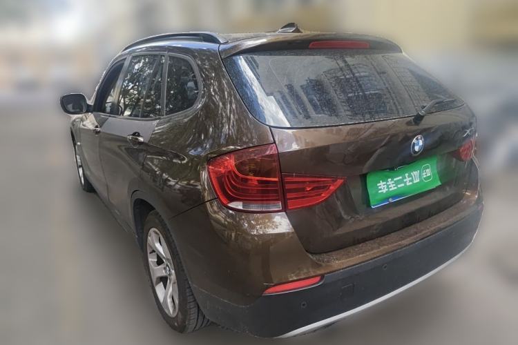 Used BMW X1 2010 sDrive18i Luxury Model Rear Left 45 Deg