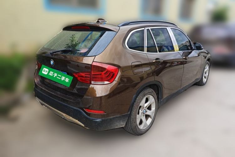 Used BMW X1 2010 sDrive18i Luxury Model Rear Right 45 Deg