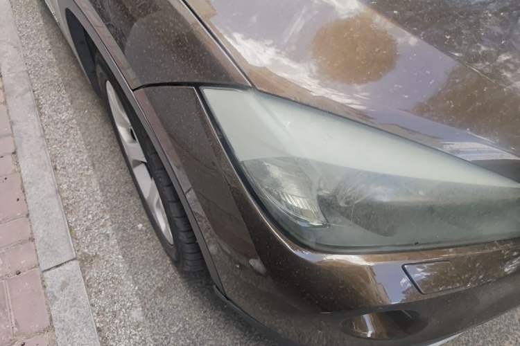 Used BMW X1 2010 sDrive18i Luxury Model Right Front Headlight