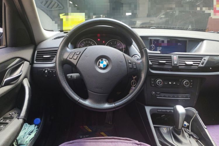 Used BMW X1 2010 xDrive25i Steering Wheel
