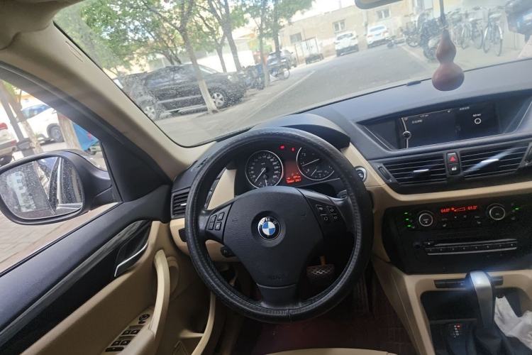 Used BMW X1 2010 sDrive18i Luxury Model Steering Wheel