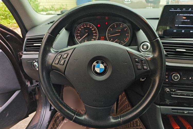 Used BMW X1 2010 sDrive18i Luxury Model Steering Wheel