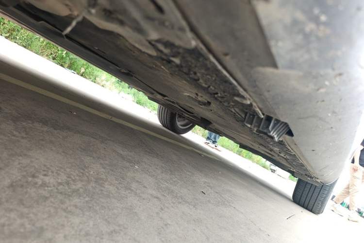 Used BMW X1 2010 sDrive18i Luxury Model Chassis Front Left