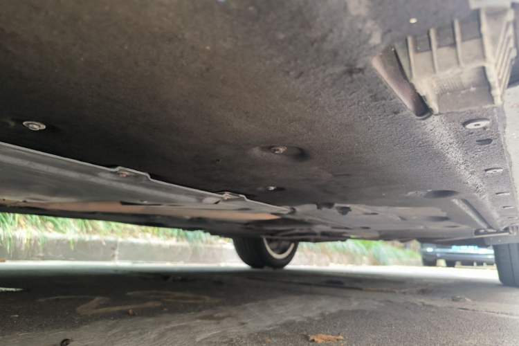 Used BMW X1 2010 sDrive18i Luxury Model Chassis Front Left