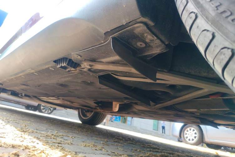Used BMW X1 2010 sDrive18i Luxury Model Chassis Rear Left