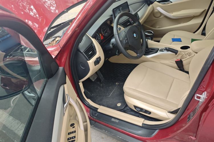 Used BMW X1 2010 sDrive18i Luxury Model Driver Seat