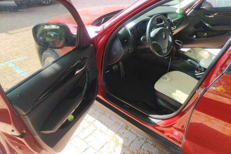 Used BMW X1 2010 sDrive18i Luxury Model Driver Seat