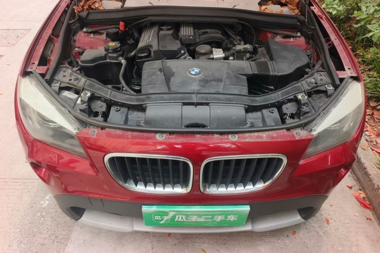 Used BMW X1 2010 sDrive18i Luxury Model Engine Bay
