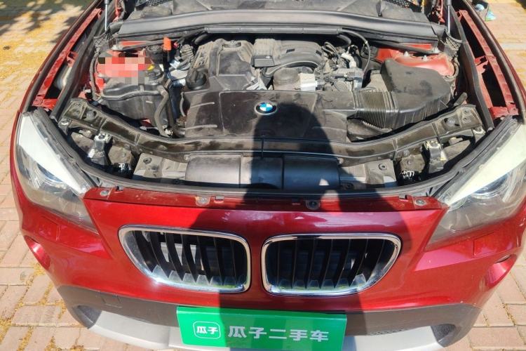 Used BMW X1 2010 sDrive18i Luxury Model Engine Bay