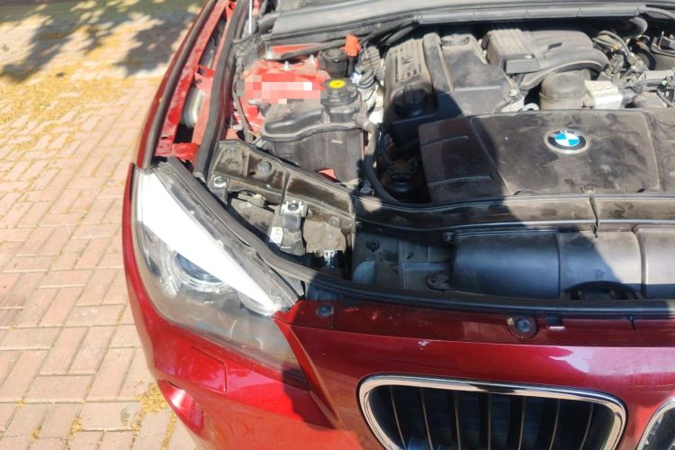 Used BMW X1 2010 sDrive18i Luxury Model Engine Bay Right