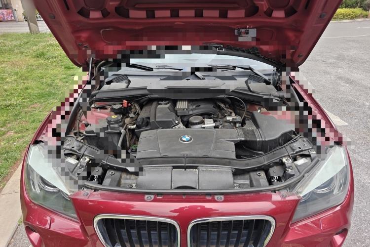 Used BMW X1 2010 sDrive18i Luxury Model Engine Bay