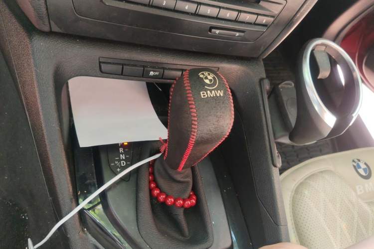 Used BMW X1 2010 sDrive18i Luxury Model Gear Lever