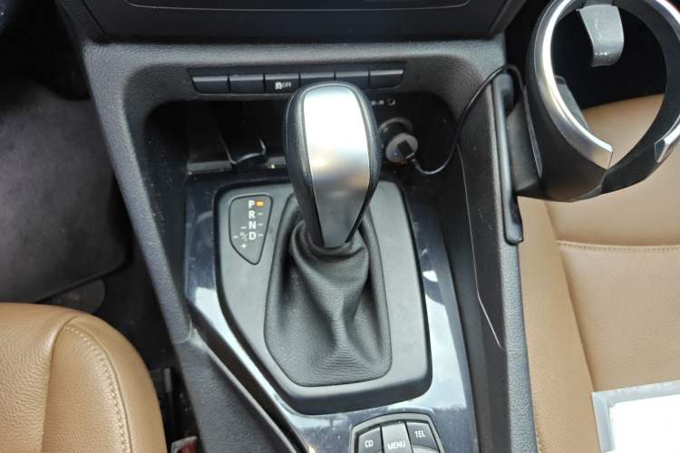 Used BMW X1 2010 sDrive18i Luxury Model Gear Lever