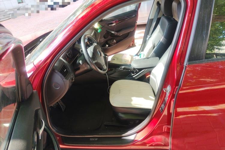 Used BMW X1 2010 sDrive18i Luxury Model Left Front Seat